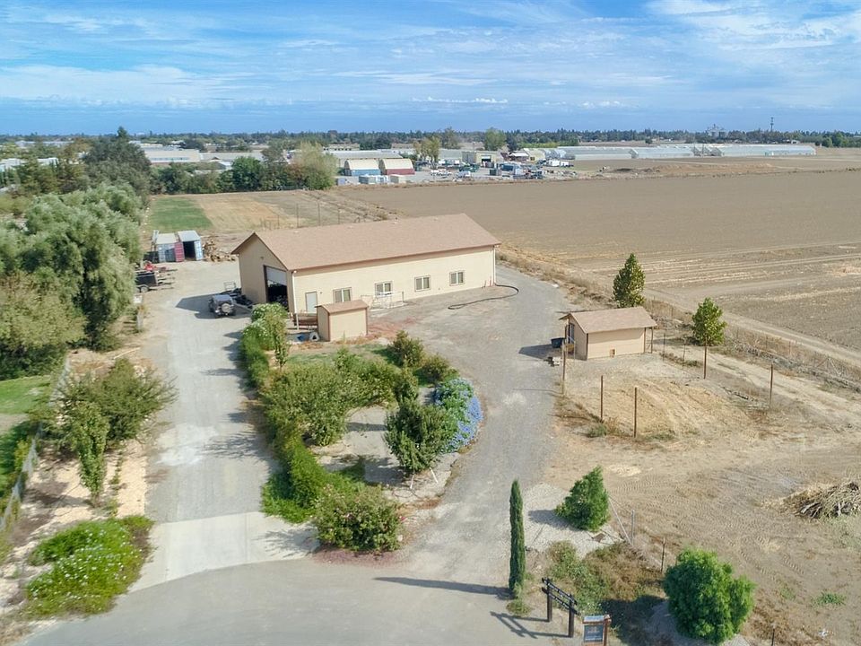 1st image of 37205 Merlot Pl