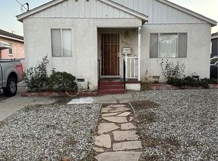 4562 W 142nd St, Hawthorne, CA 90250