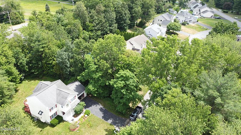 4th image of 57 Willowbrook Terrace