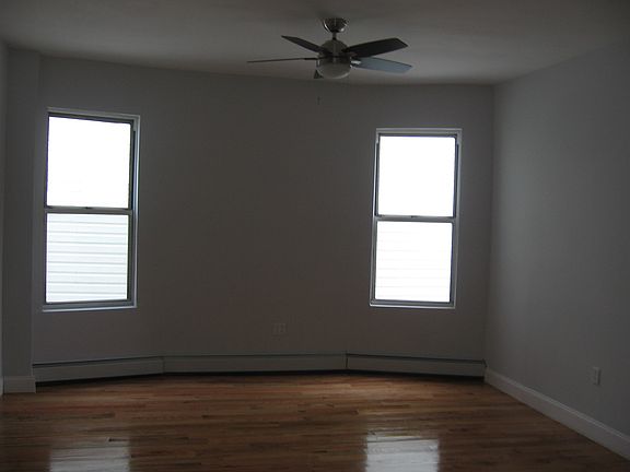 5th image of 1035 E 225th St