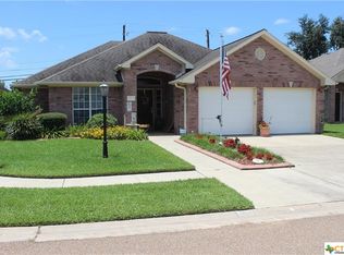 121 Tradewind Dr, Victoria, TX 77904