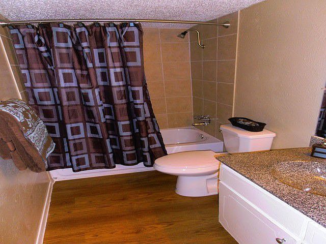 1st image of 7784 N College Cir