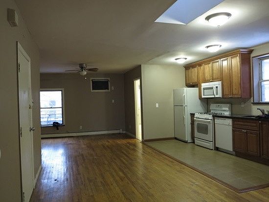 2nd image of 623 Grand St #2