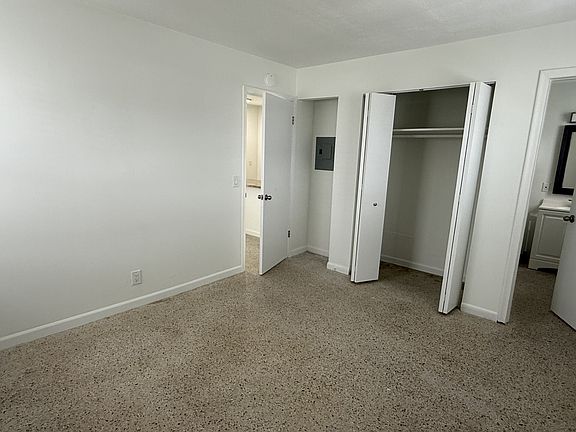 5th image of 1118 N H St #11494085