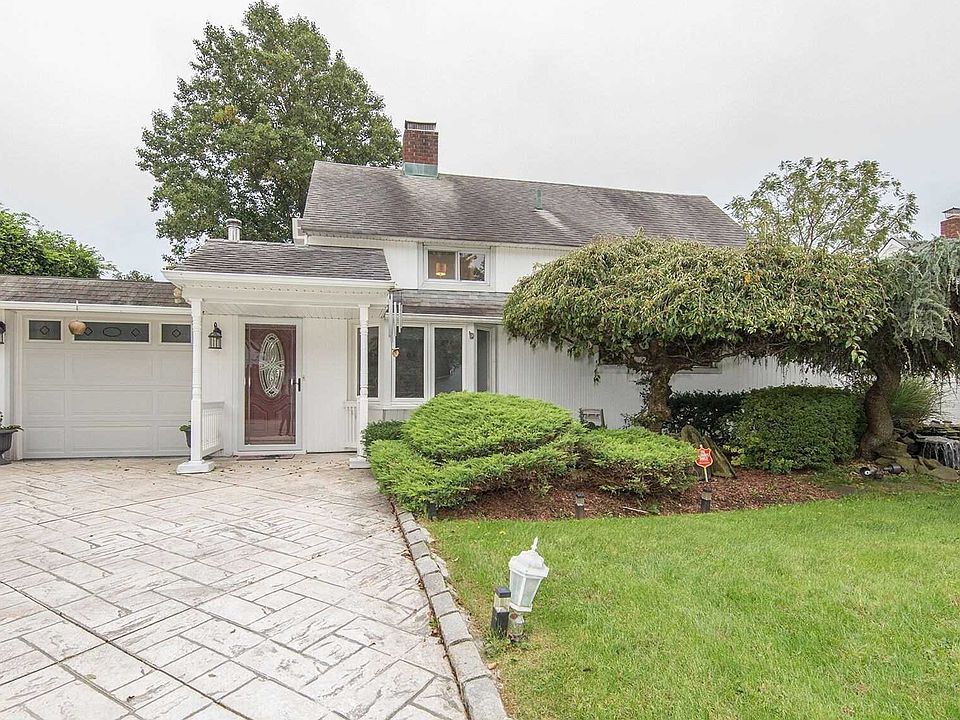 1st image of 40 Basket Ln