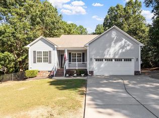 210 Fox Chase Ln, Smithfield, NC 27577