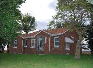 519 Quincy Ave, Clarence, IA 52216