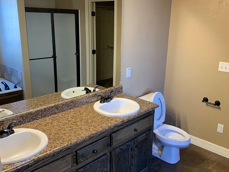 2471 Pleasant Willow Dr — Photo 13