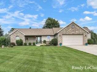 7257 Russet Trl NE, Rockford, MI 49341