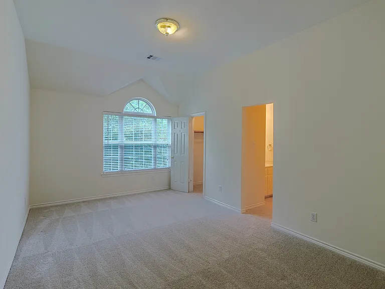 103 Westminister Ave — Photo 22