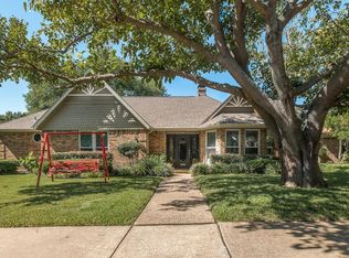 1413 Sherwood Dr, Rowlett, TX 75088