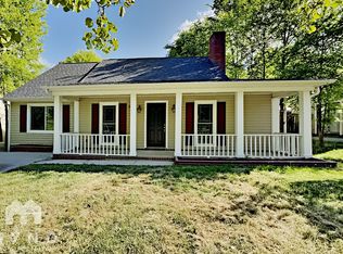 8606 Mission Hills Rd, Charlotte, NC 28227