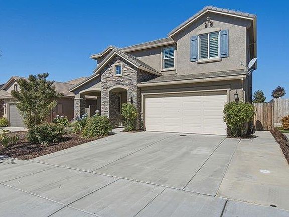 2nd image of 1634 Santana Ranch Dr