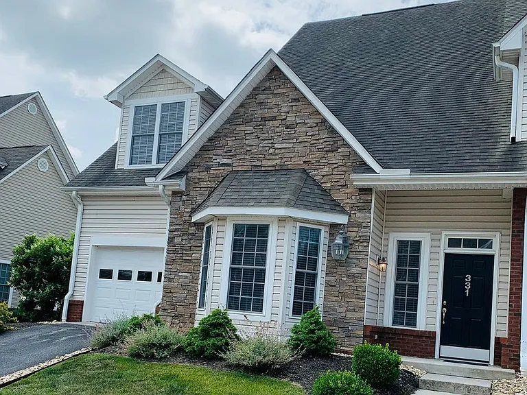 331 Sheliah Ct — Photo 1