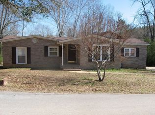 125 Lake Ln, Alabaster, AL 35007