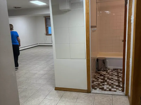 20-27 23rd Street image 6 of 7