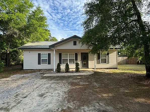 226 Cypress Ave, Defuniak Springs, FL 32433