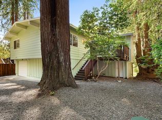 19625 Redwood Dr, Monte Rio, CA 95462