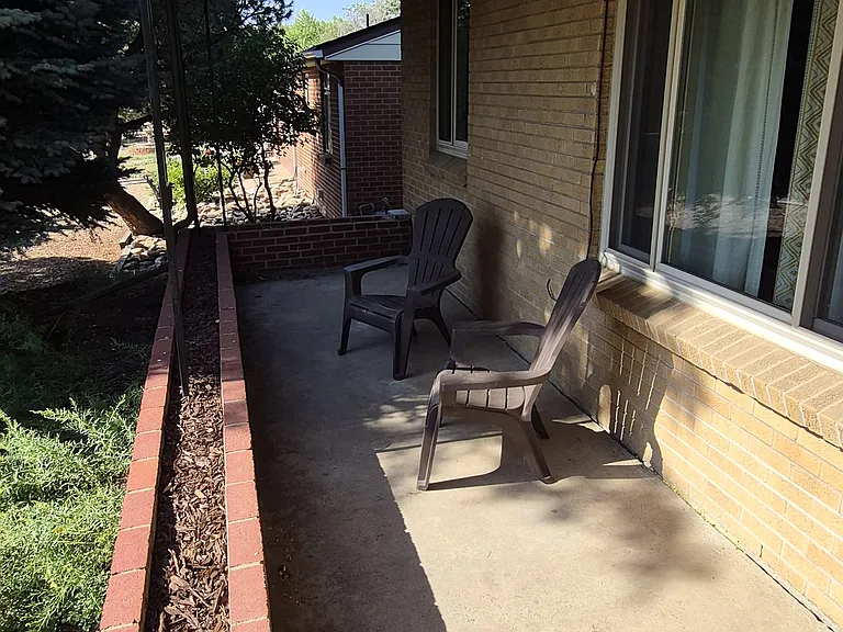 2095 Otis St — Photo 6