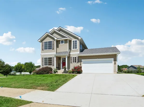 2818 Brockway Dr, Des Moines, IA 50320