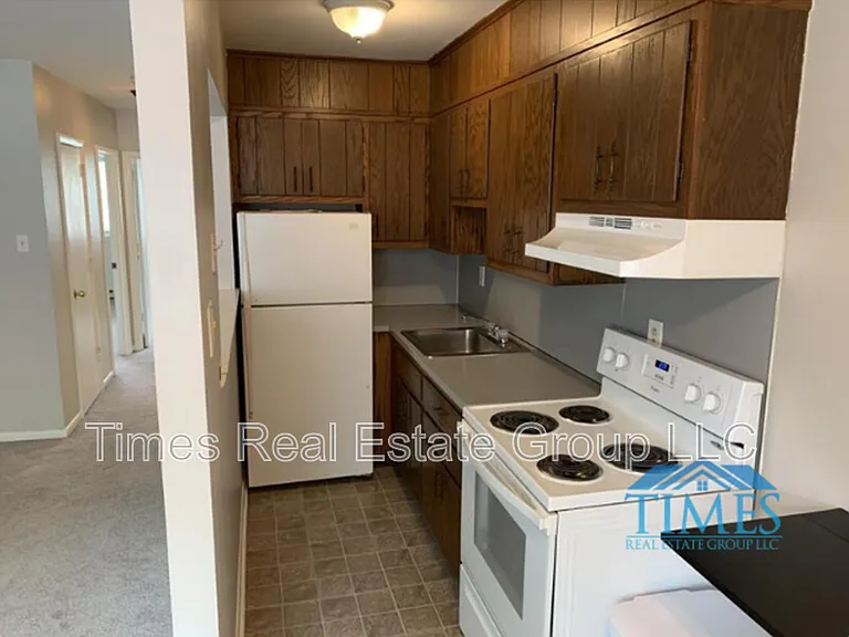 447 Pine St #A2 — Photo 7