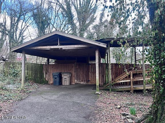 4th image of 210 Stone Rd