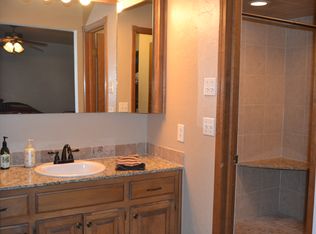 1709 Whispering Creek Ct, Edmond, OK 73013