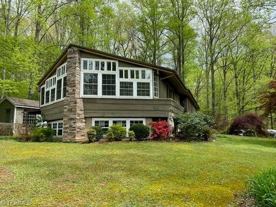 357 Holly Tree Dr, Wilkesboro, NC, 28697
