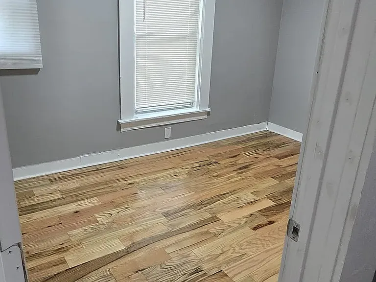 23 Hallock St #B — Photo 4