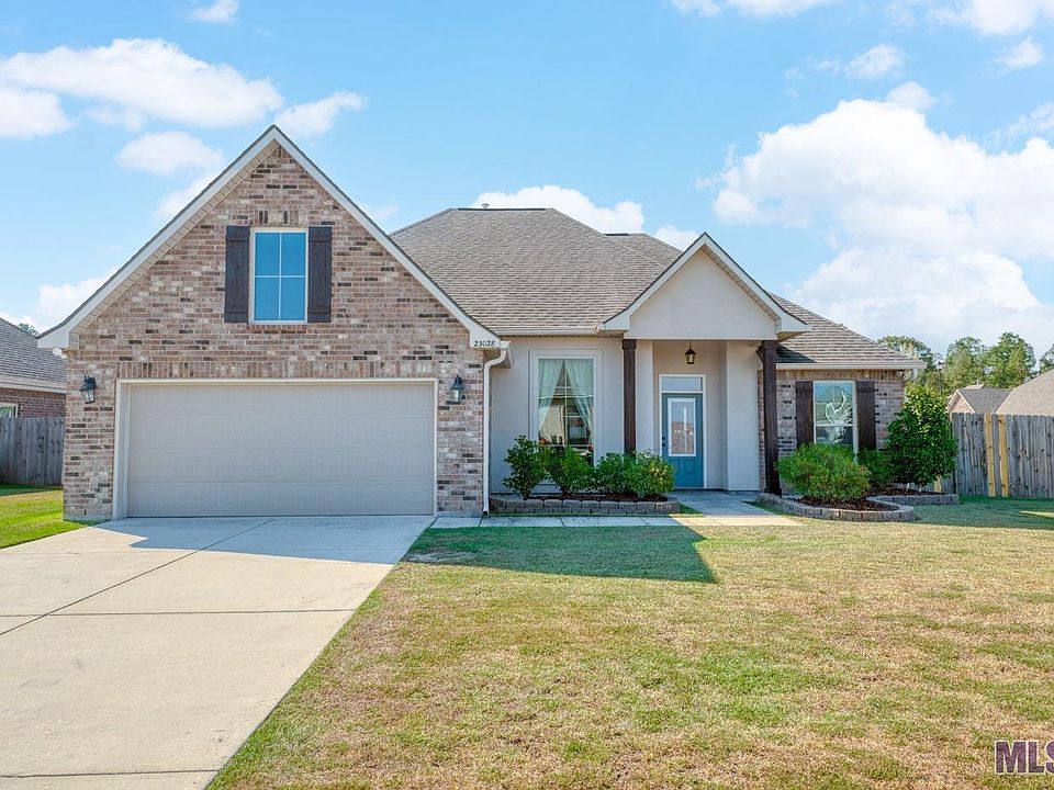 1st image of 23028 Arcwood Dr