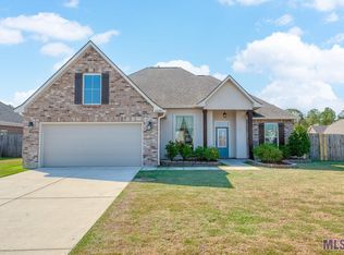 23028 Arcwood Dr, Denham Springs, LA 70726
