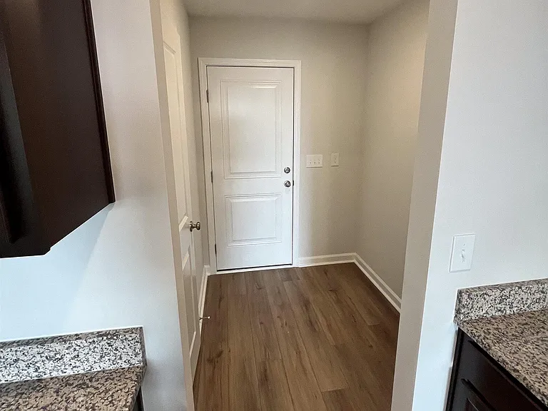 330 Canary Grass Ct — Photo 10