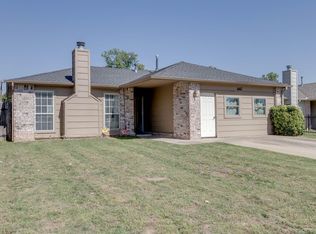 6167 S Madison Pl, Tulsa, OK 74136