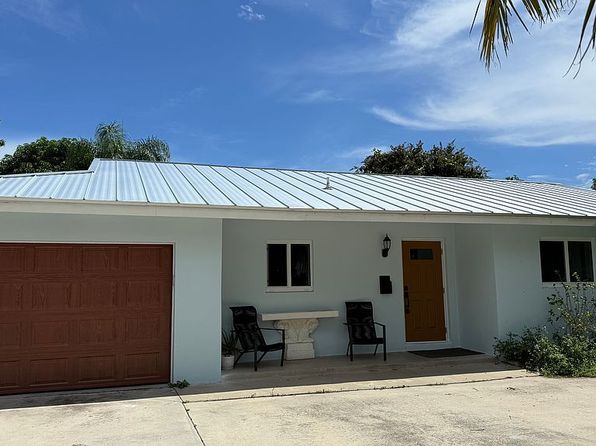 720 Prosperity Farms Rd