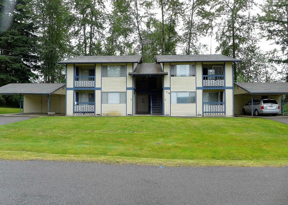 2nd image of 9908 158th St E