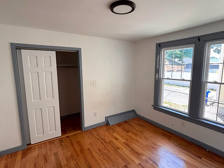 23 Hawk St #2R — Photo 4