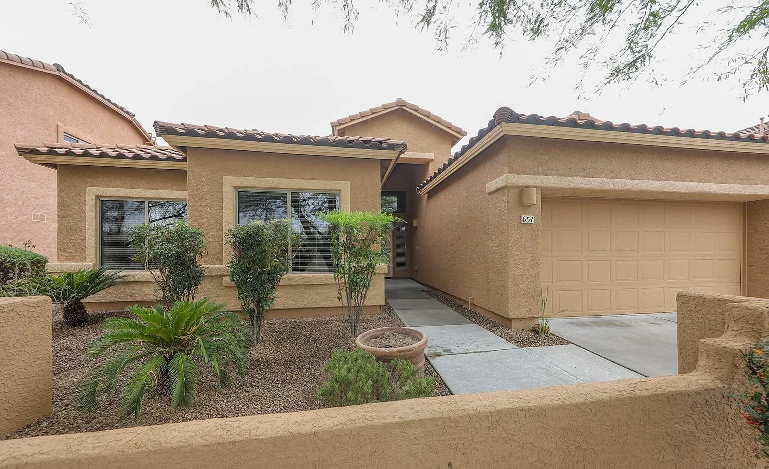 3 bed, 1862 sqft, $2,150 — Photo 2