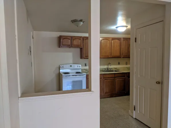 (undisclosed Address), Arlington, MA 02476
