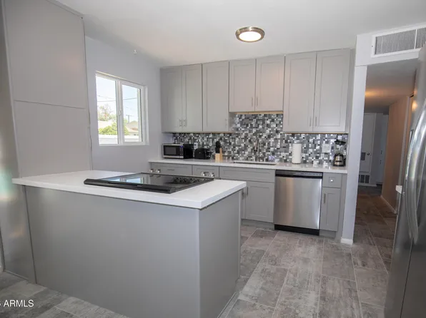 7414 E MORELAND Street, Scottsdale, AZ 85257