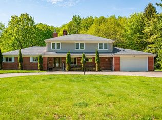 28540 Harvard Rd, Orange, OH 44022