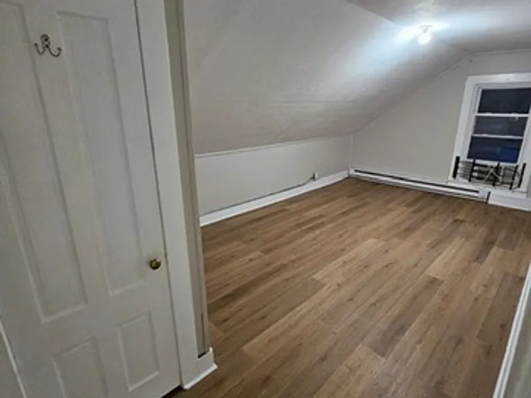 29 Tracy Ave — Photo 4