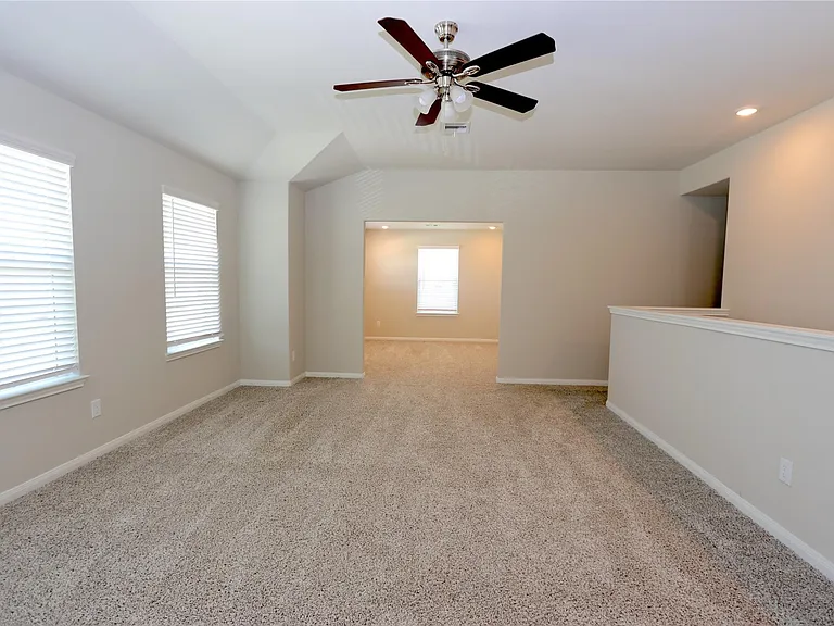 7219 Toluca Dr — Photo 13