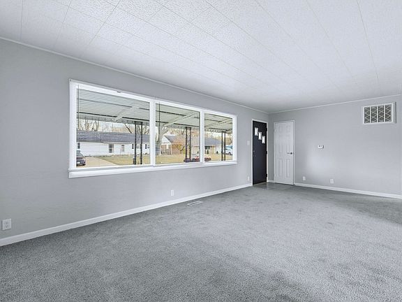 3rd image of 1208 Braeburn Dr