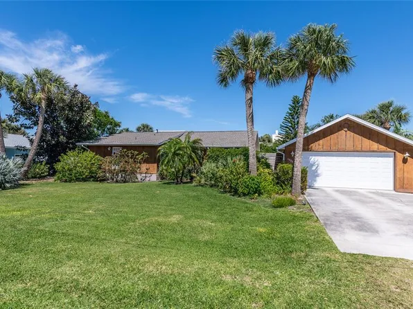 1403 Beacon St, New Smyrna Beach, FL 32169