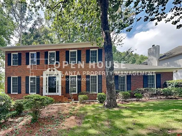 4614 Blakedale Cir NE, Roswell, GA 30075