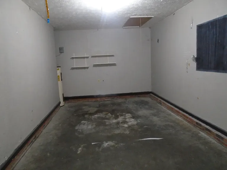 5595 Quietwood Pl — Photo 18