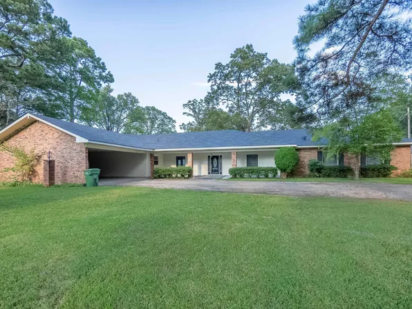 1008 N Main St, Farmerville, LA 71241