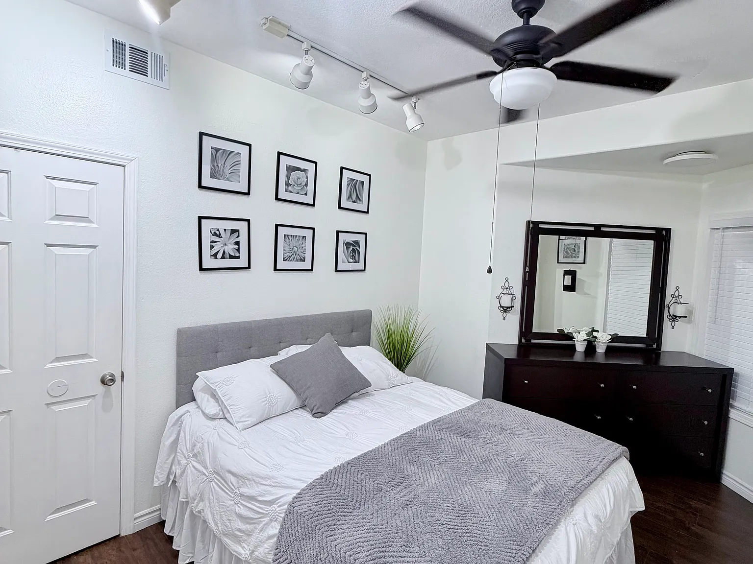 Lakebreeze Ln, Lake Elsinore — Photo 2