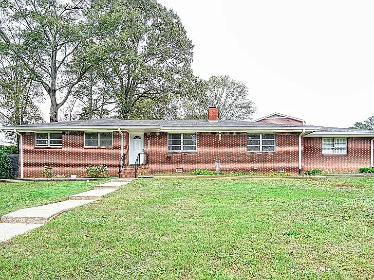 680 Sherwood Dr