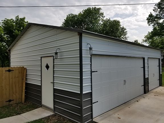 22x30 garage with full power